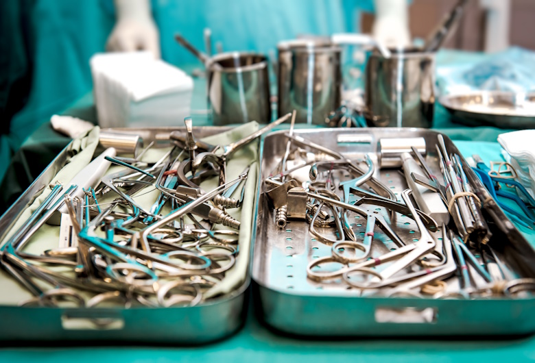 Peralatan-Medis-Stainless-Steel-yang-Aman-dan-Mudah-Disterilisasi-Teknolaser