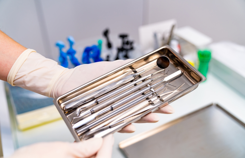 Daftar-Alat-Medis-Klinik-Stainless-Steel-Wajib-untuk-Praktik-Dokter-Bidan-Teknostainless