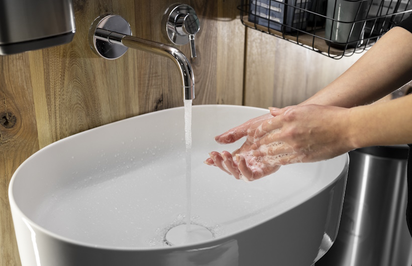 Memilih Keran Hand Wash Sink: Sensor, Pedal, atau Lever?