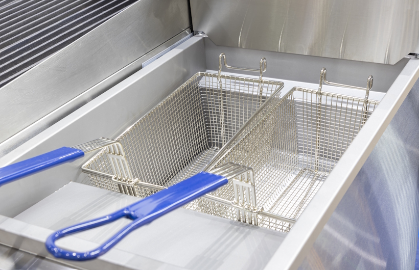 Mengapa-304L-Lebih-Disarankan-untuk-Fryer-Stainless-Teknostainless