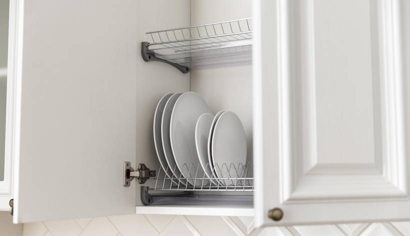 Rak-Piring-Gantung-Stainless-dengan-Lapisan-Karet-Anti-Slip-Piring-Aman-Tidak-Mudah-Geser-Teknostainless