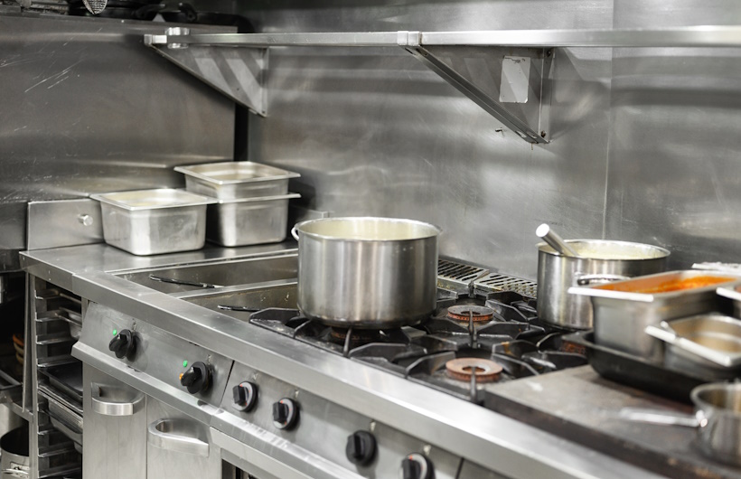 Jasa Pembuatan Kompor Stainless Custom untuk Restoran, Hotel, & Katering Skala Besar