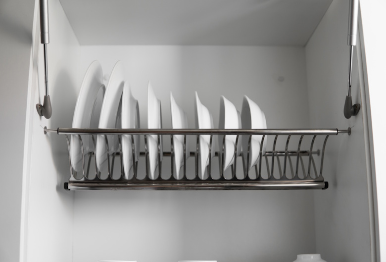 Produsen Rak Gantung Stainless untuk Kitchen Set Restoran, Hotel, dan Kafe
