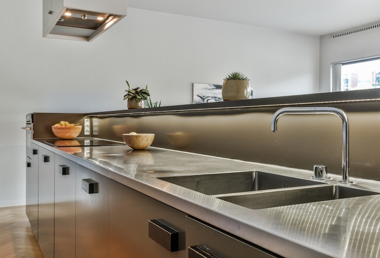 Dapur Stainless 304 Anti Karat: Solusi Dapur Higienis, Tahan Lama, & Mudah Dibersihkan